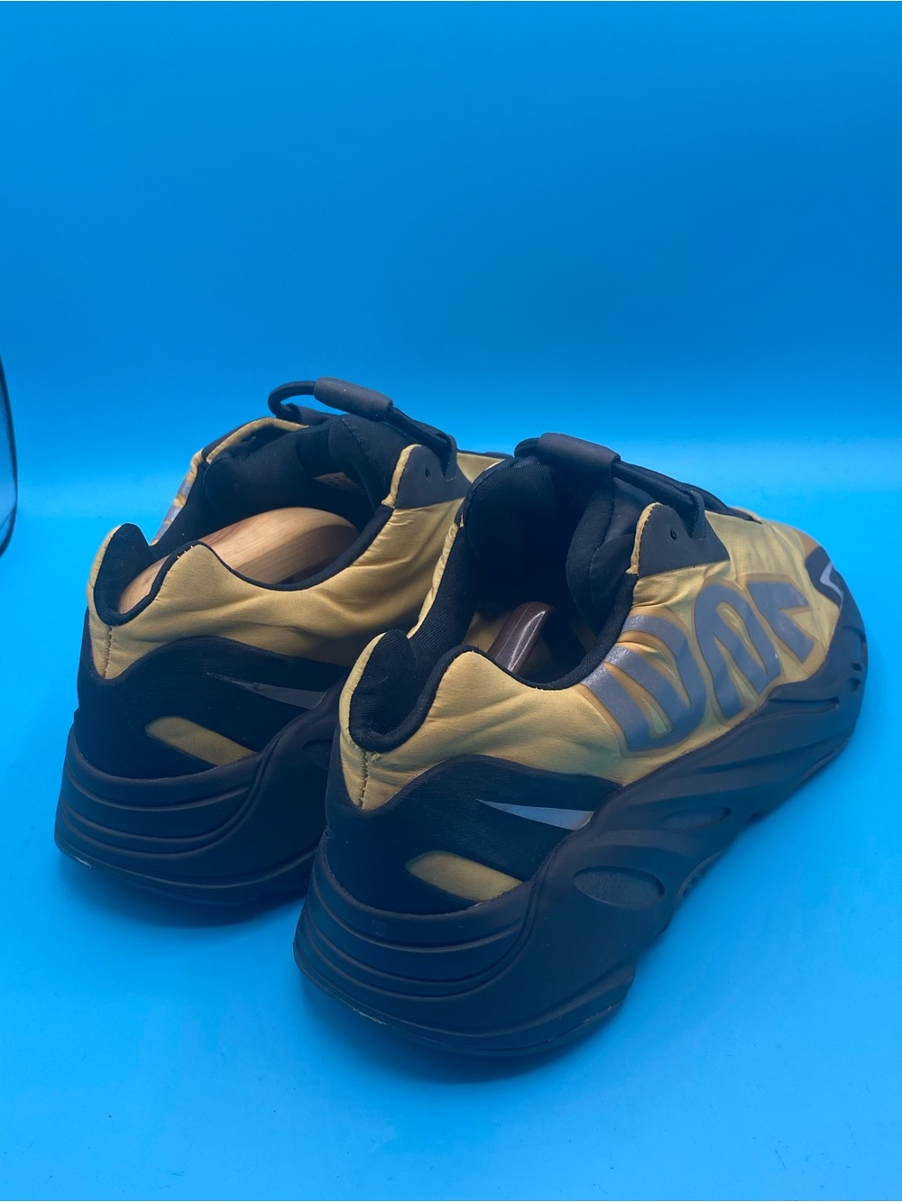 Adidas Yeezy Boost 700 MNVN "Honey Flux" - Picture 2 of 4